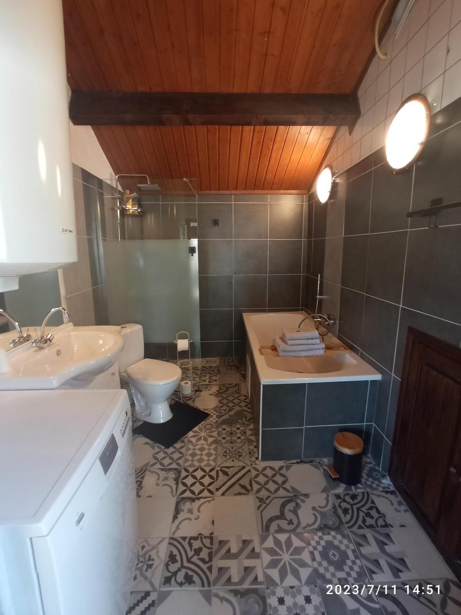 Dependance Du Moulin Galuzot Bed & Breakfast Saint-Vallier  Екстериор снимка